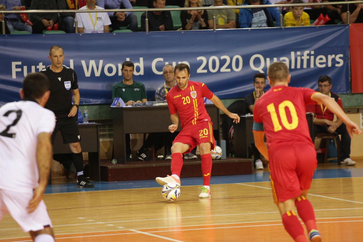 Suporterii sunt așteptați sâmbătă la Sala Polivalentă din Piatra-Neamț să susțină naționala de futsal a României