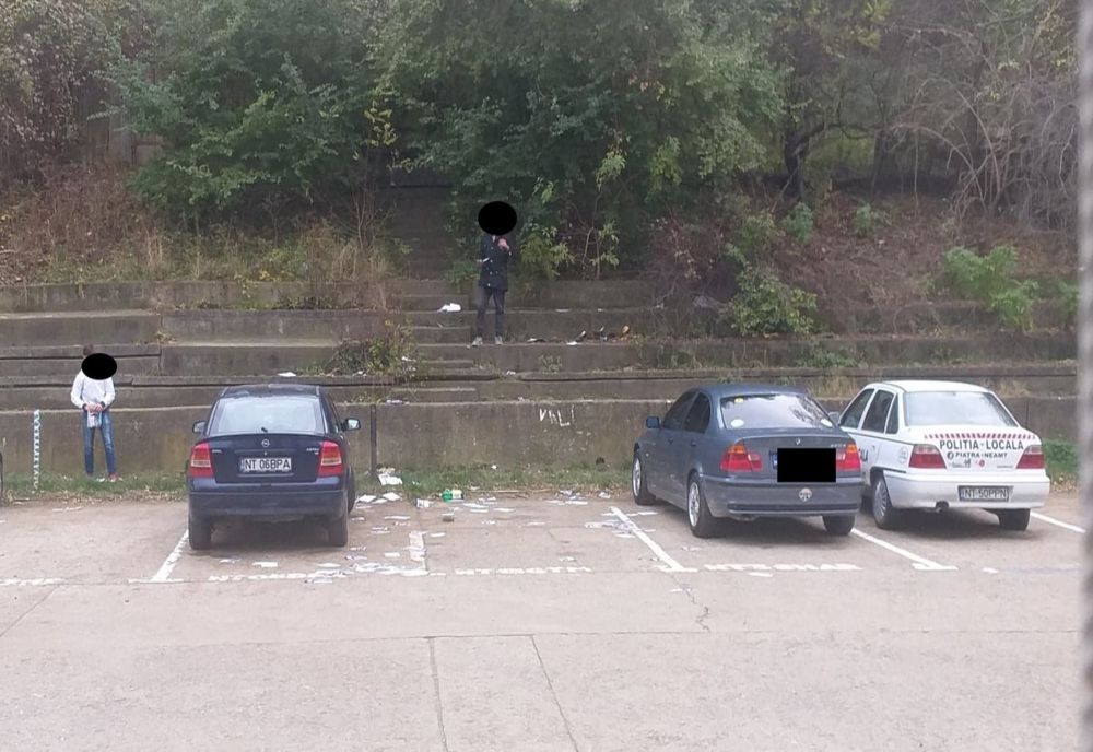 Cât ne costă să aruncăm hârtiile pe jos în Piatra-Neamț. Tineri amendați