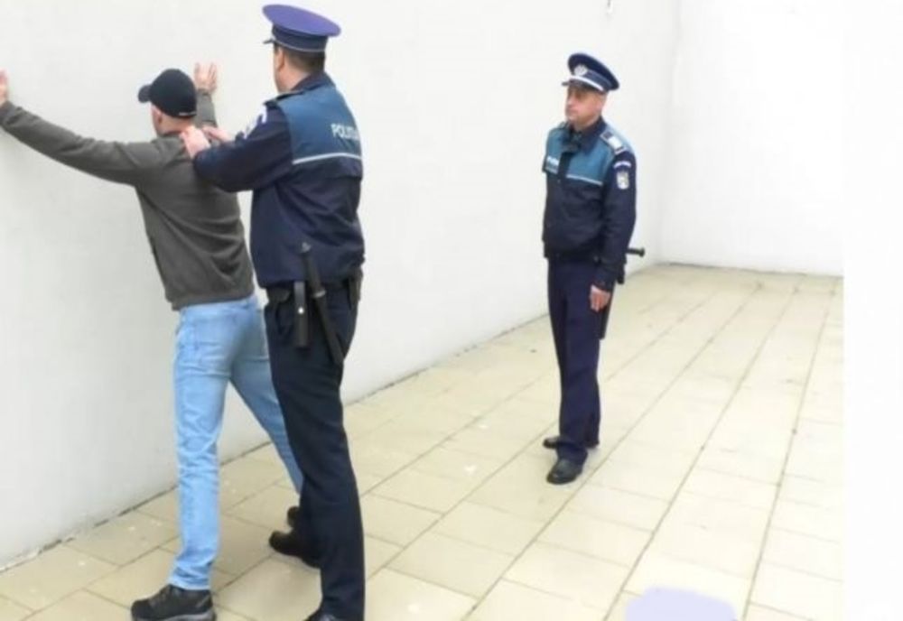 Noile reglementări privind legitimarea persoanelor intră în vigoare la sfârșitul lunii ianuarie. Vezi care sunt acestea (VIDEO)