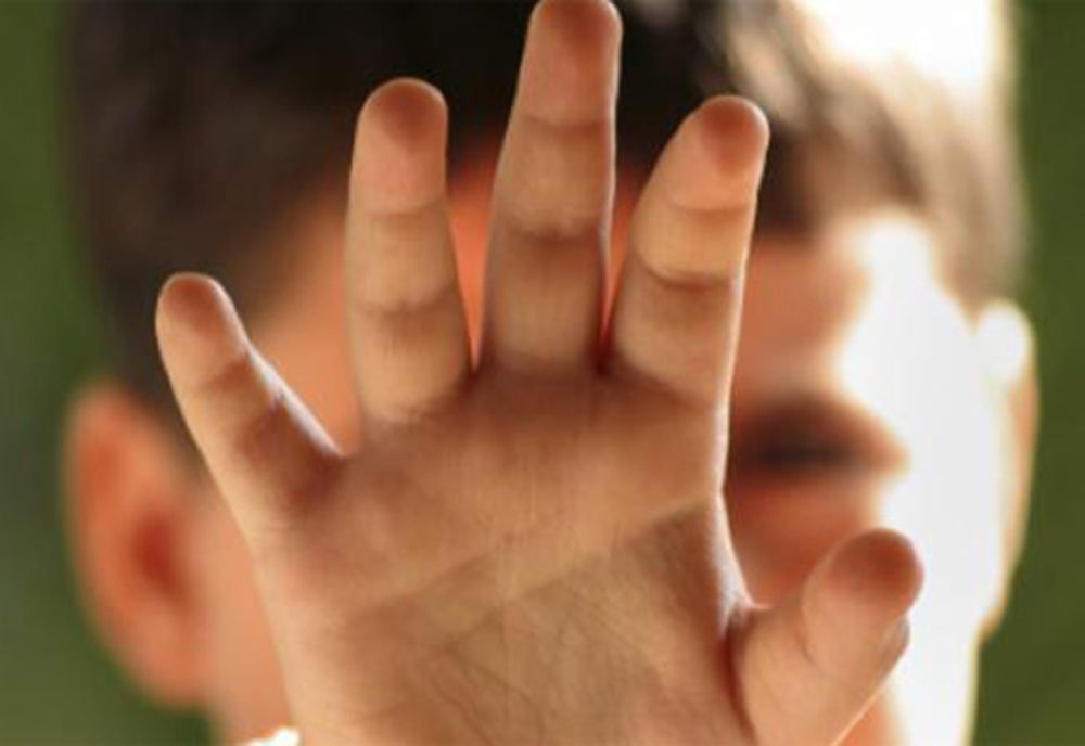 Cinci ani de pușcărie pentru mama care și-a înfometat copilul