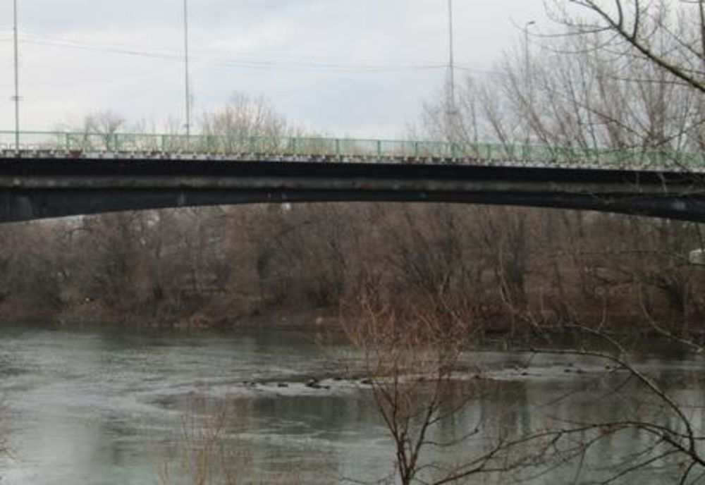 A amenințat că se sinucide. A fost convins să renunțe la gestul extrem