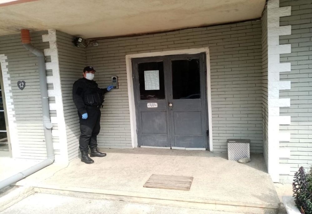 Controale la domiciliul persoanelor autoizolate