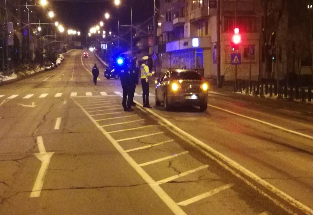 Prima noapte de restricții. Polițiștii și jandarmii nemțeni, pe străzi (VIDEO)