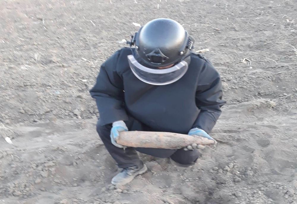 Proiectile găsite la arat (FOTO)