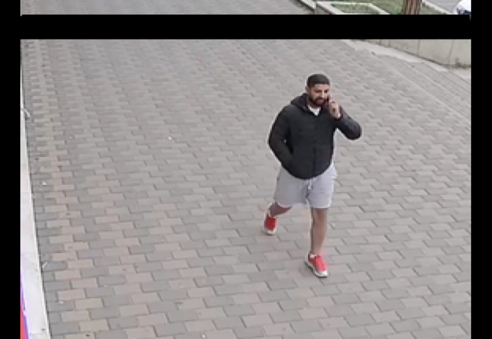 Bărbat violent, căutat de polițiști. Cine îl vede este rugat să sune la 112