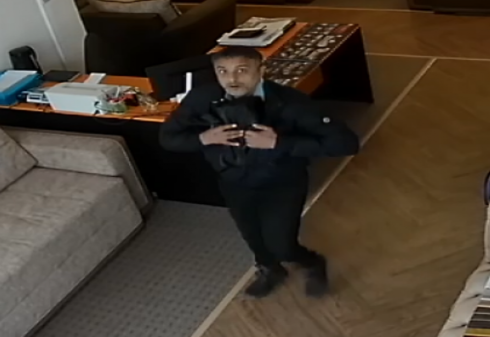 Atenție, hoț! Dacă îl vedeți, sunați la poliție!