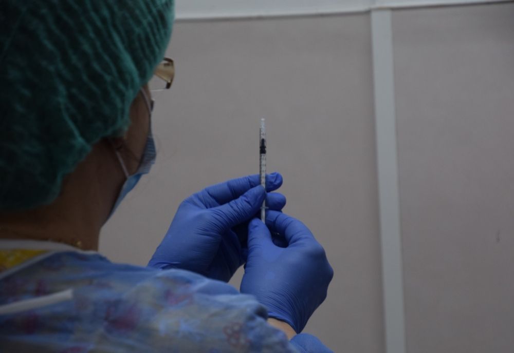 A început vaccinarea personalului  Direcției de Asistență Socială din cadrul Primăriei Piatra-Neamț 