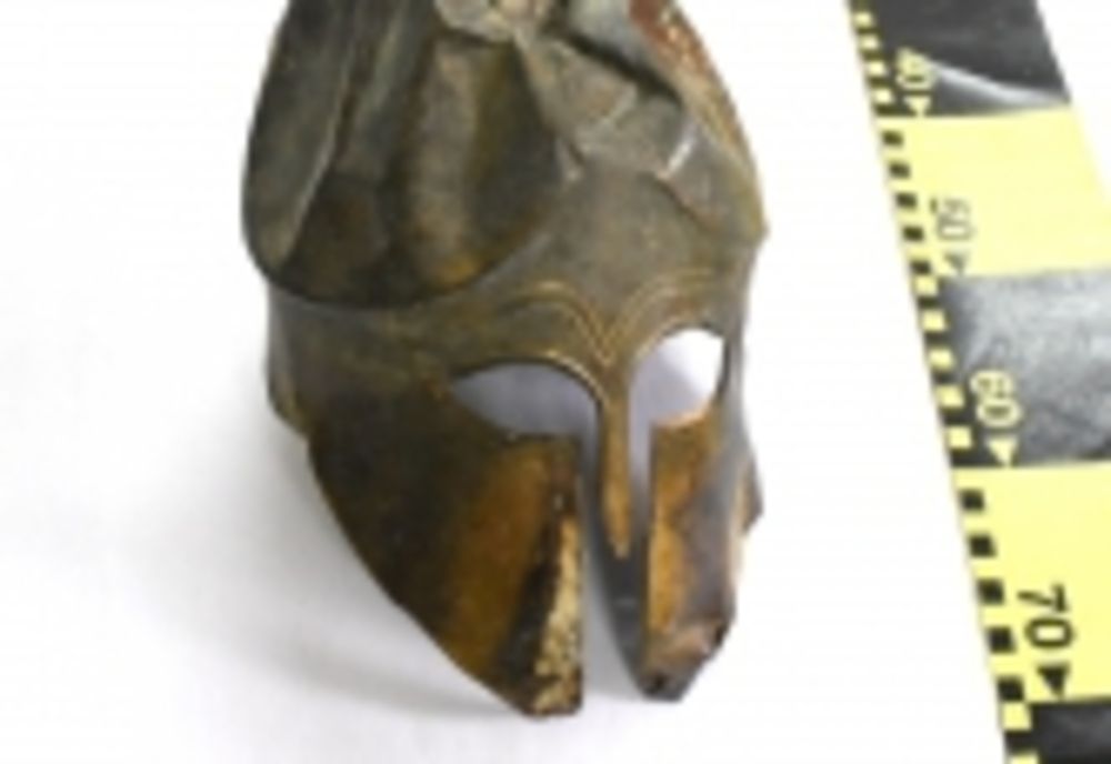 Coif, vechi de 2.000 de ani, descoperit în timpul unor percheziții 