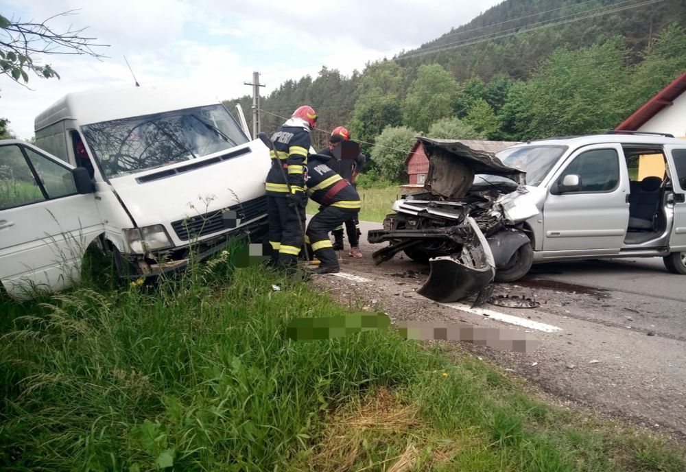 Accident cu cinci victime la Grințieș