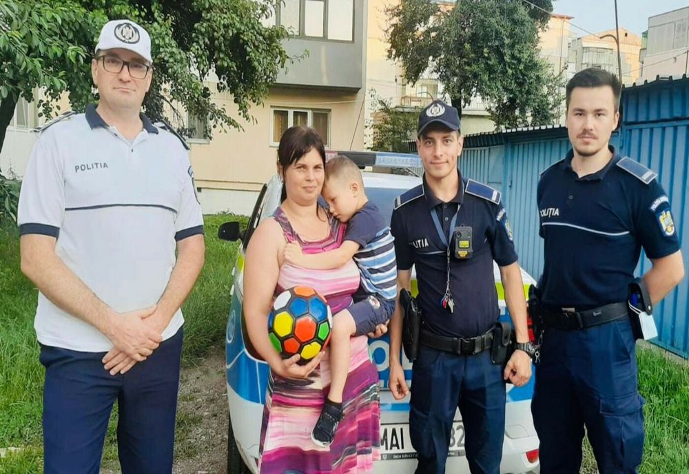 Final fericit pentru aventura unui copil de 4 ani din Roman, găsit de polițiști într-un timp record