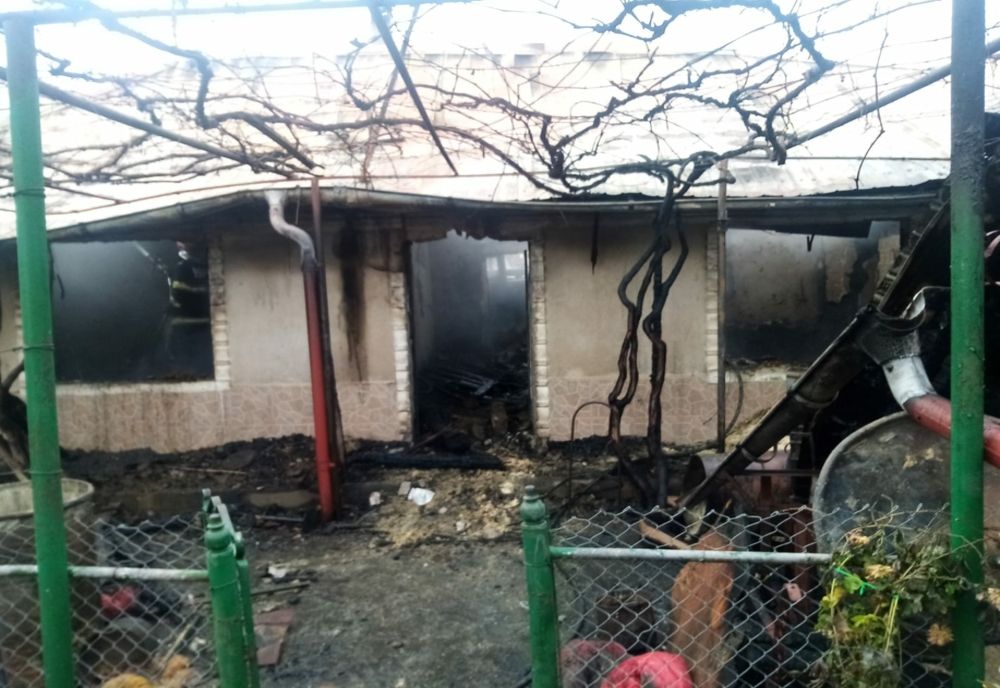 Incendiu la o gospodărie din Neamț! Care a fost cauza
