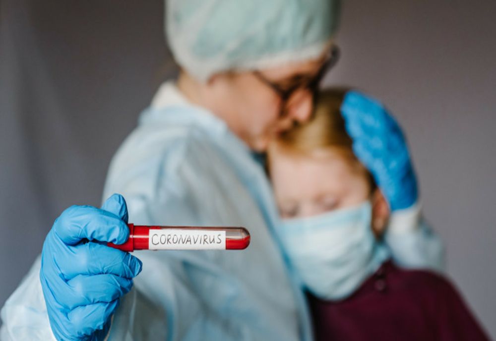 Coronavirus. Octavian Jurma: "Vom avea peste 10.000 de cazuri de coronavirus marți, 26 iulie". Previziuni pentru valul 6