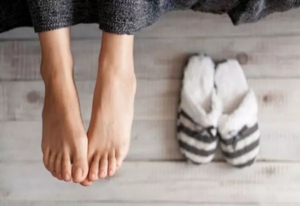 Senzație de frig, mâini și picioare reci: Semnalul de alarmă care te trimite urgent la medic - Cele 13 sfaturi care pot ajuta