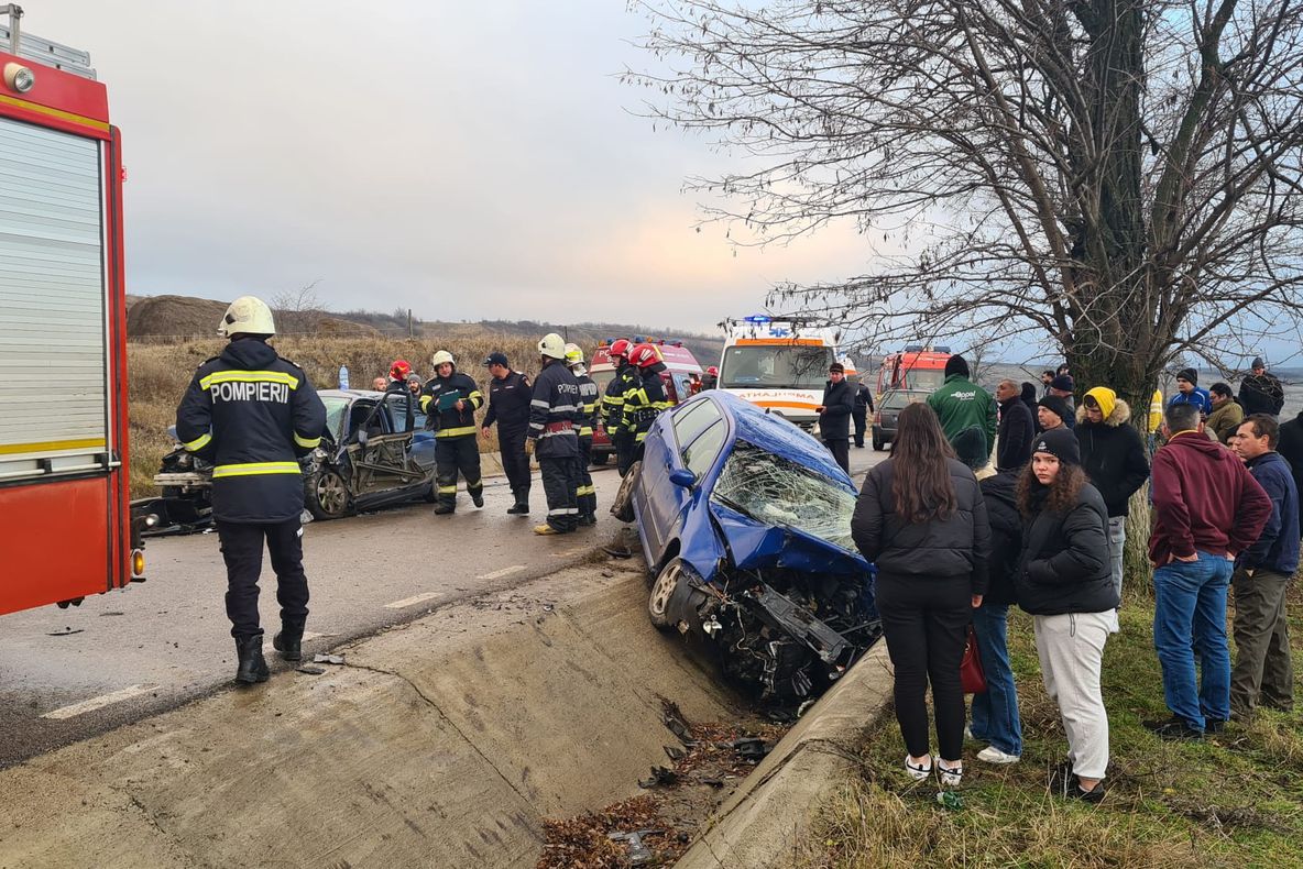 Accident rutier grav la limita județelor Vaslui, Neamț și Iași. Printre victime, implicați și doi minori
