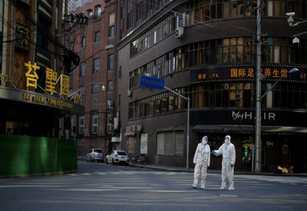 Shanghai. Se cer cursuri online începând de luni, ca urmare a măsurilor de relaxare care au dus la creșterea cazurilor Covid