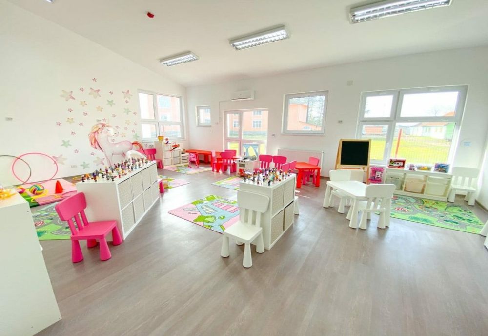 Legile Educației. Educatoarele din grădinițe vor avea nevoie de studii superioare