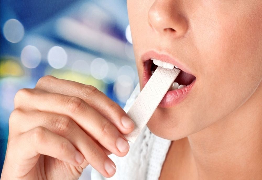 Este guma de mestecat bună sau rea?