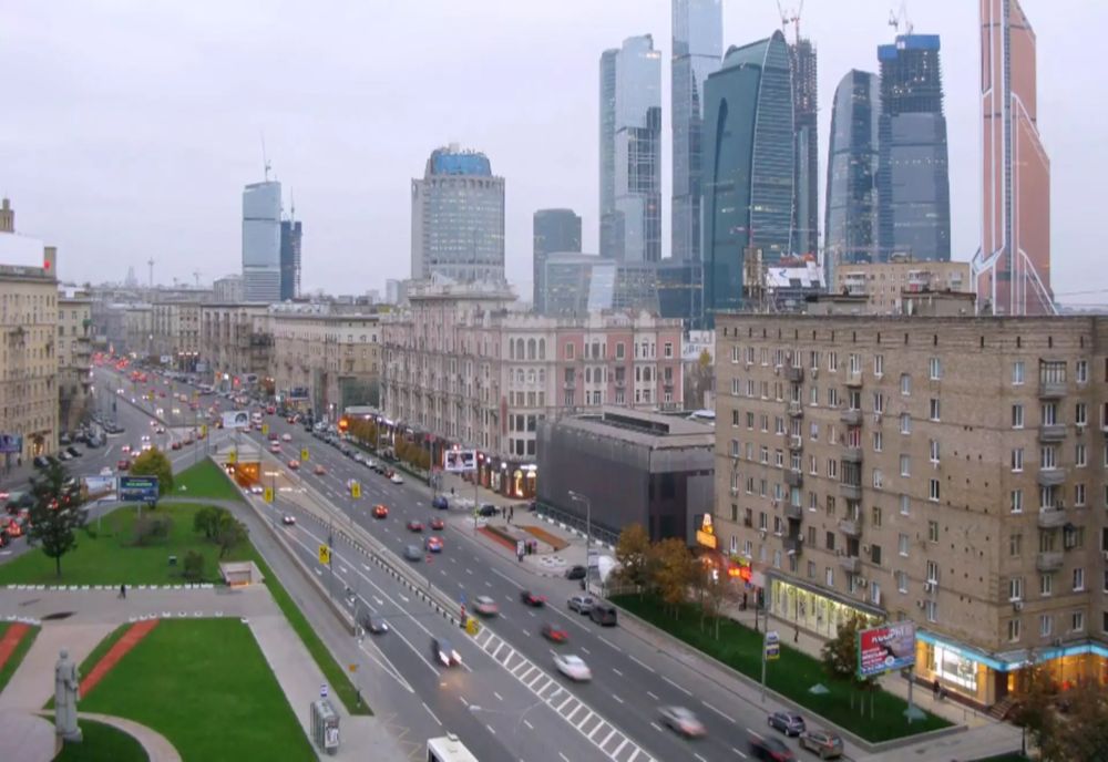 MOSCOVA, VIZATĂ DE UNUL DINTRE CELE MAI PUTERNICE ATACURI CU DRONE DIN ISTORIA SA