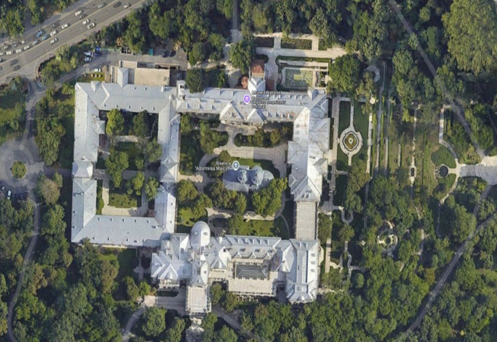 ACCES GRATUIT ÎN CURTEA PALATULUI COTROCENI: ANUNȚUL LUI ILIE BOLOJAN