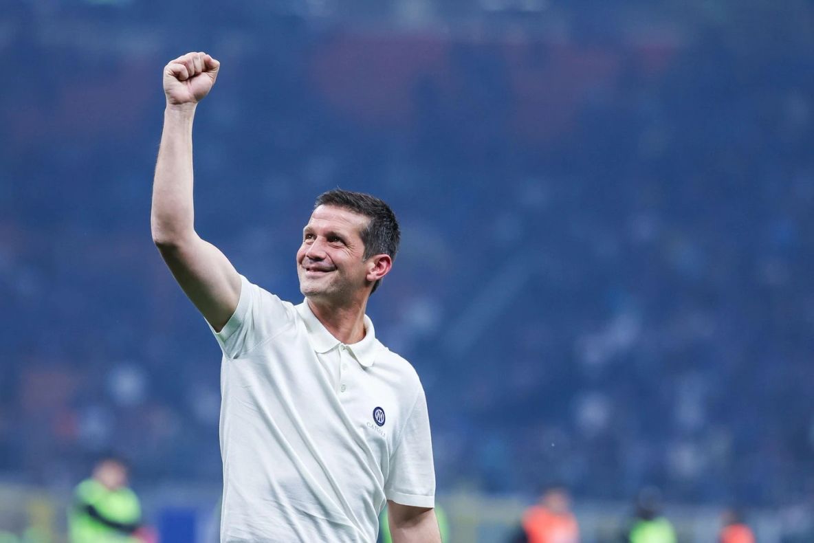 Cristian Chivu, desemnat antrenorul sezonului în Serie A după ce a câștigat eventul cu Inter Milano