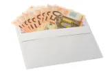 Scandal la Permise Neamț: șeful serviciului, acuzat că ar fi luat mită pentru promovarea examenelor auto