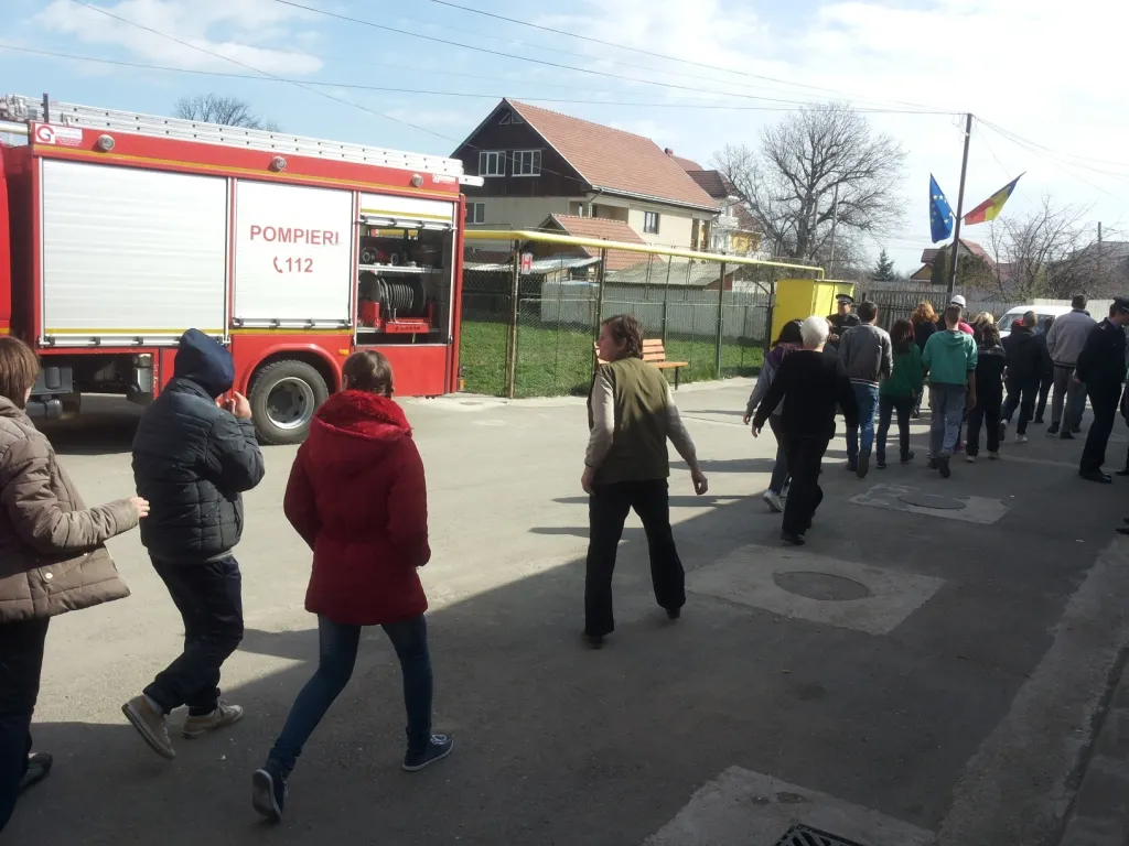 exercitiu de alarmare cutremur