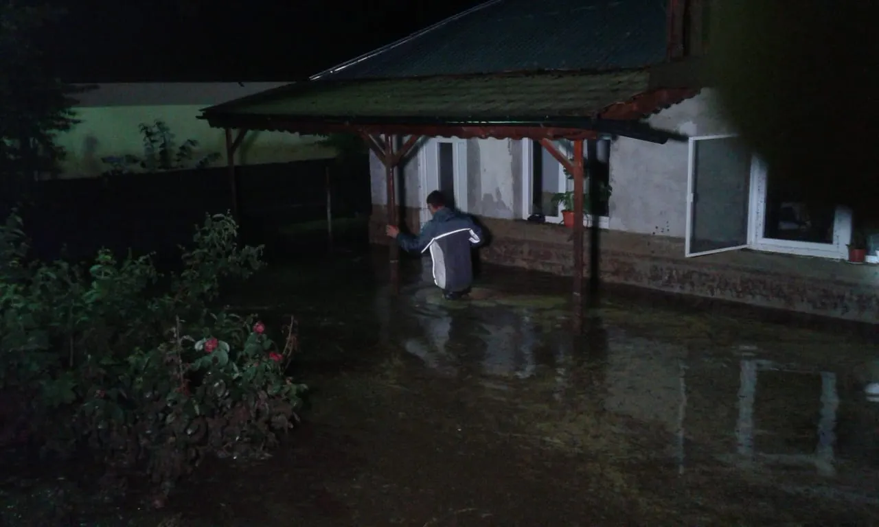 POTOP la Piatra-Neamț! Imaginile dezastrului (FOTO-VIDEO) (7)