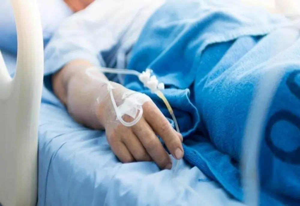 La 12 ani, în comă alcoolică la spital