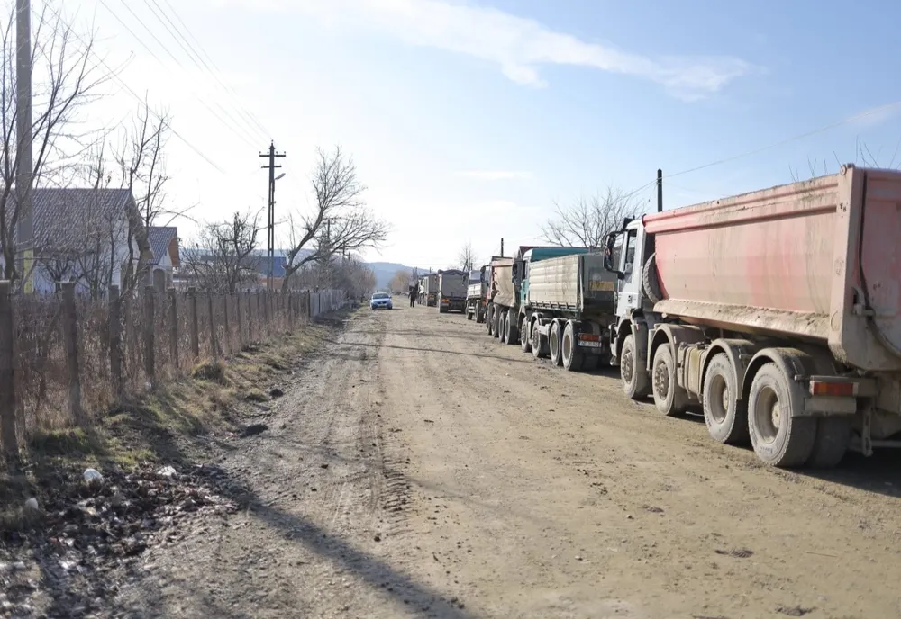 Drumul județean DJ 207D, care leagă comunele Sagna și Gâdinți, intră în reparații