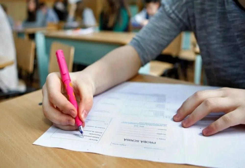 1.665 de contestații, depuse după Bacalaureat, în județul Neamț