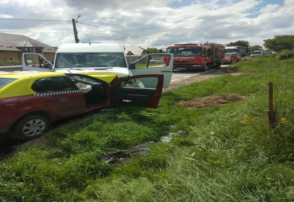 Accident cu victime încarcerate în Neamț 