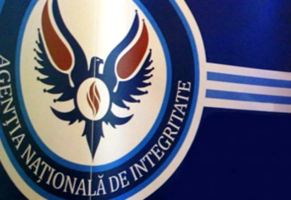 Funcționar public, în incompatibilitate!