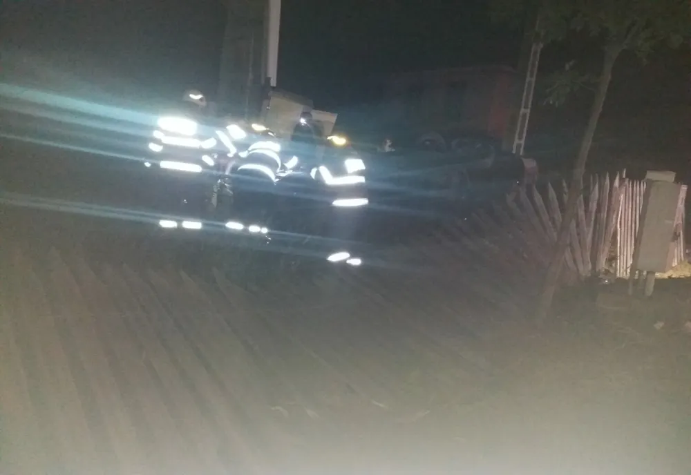 Cascadorie pe șosea! Șoferul a scăpat ca prin urechile acului