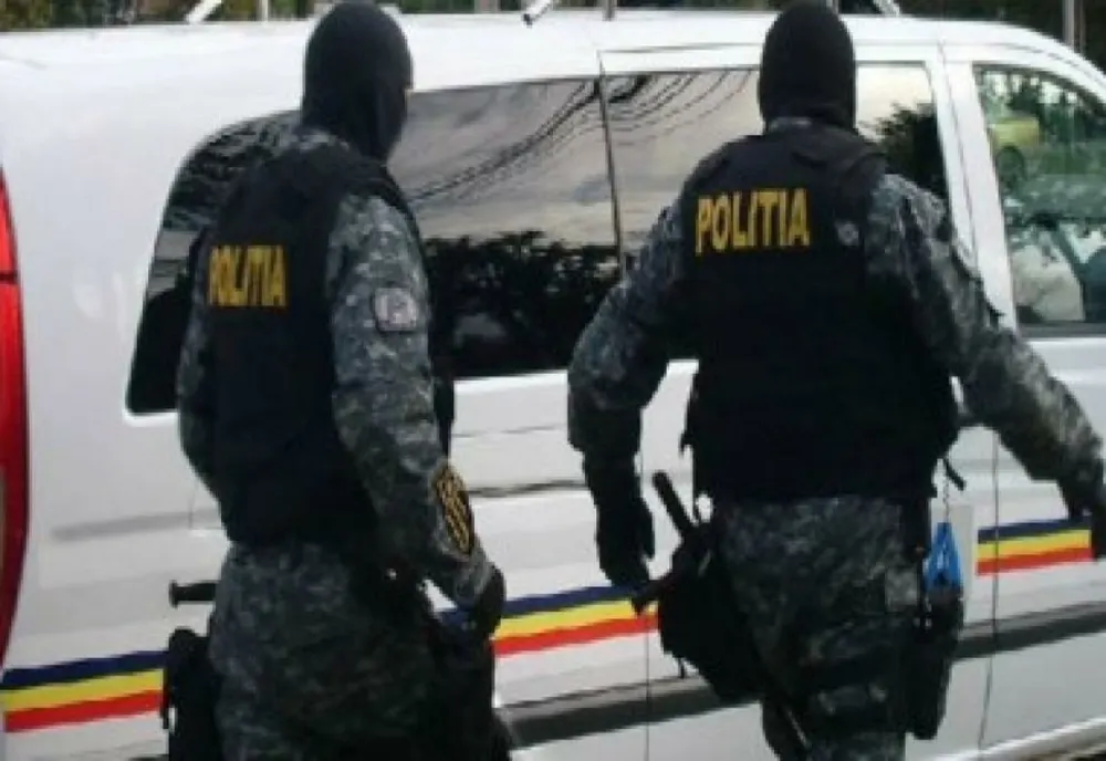Acțiune pe linia depistării persoanelor urmărite în Neamț și Bacău