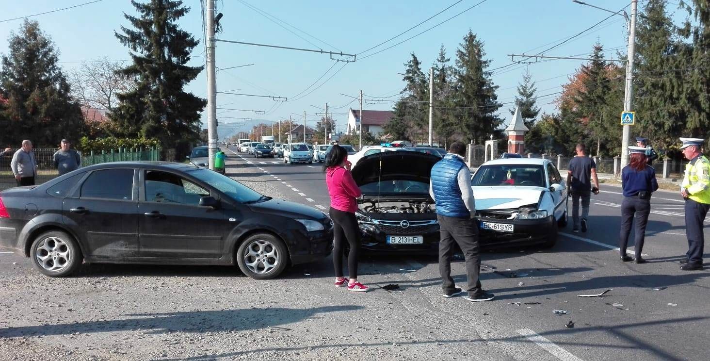 mașini accident-dumbrava-rosie-4 - Copy