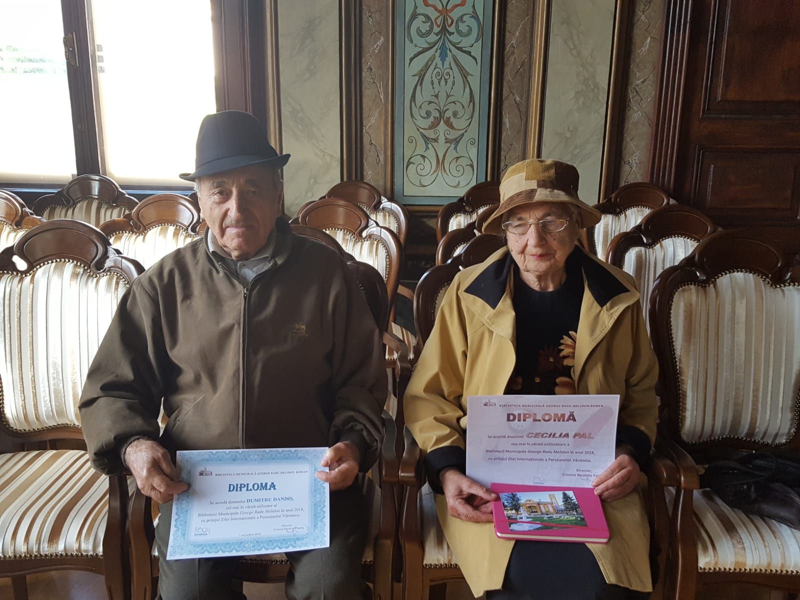 cei mai in varsta cititori ai bibliotecii