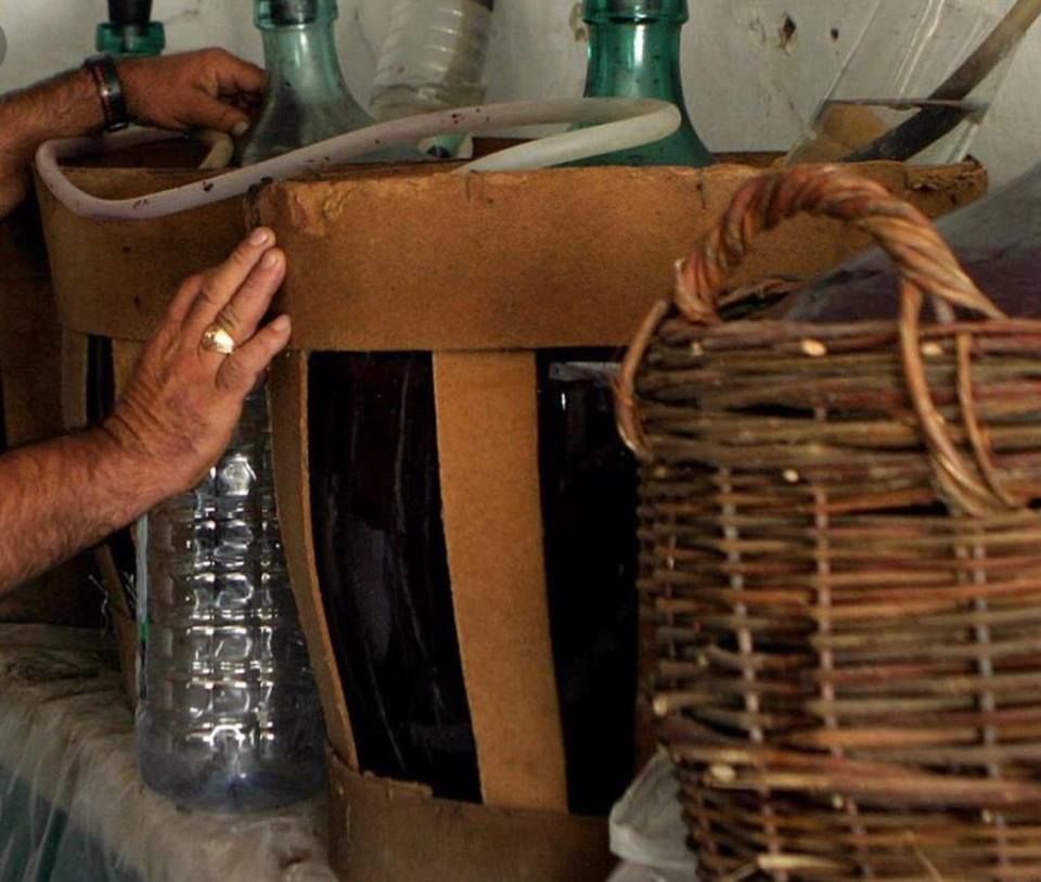 doi ani de inchisoare pentru 50 de litri de vin