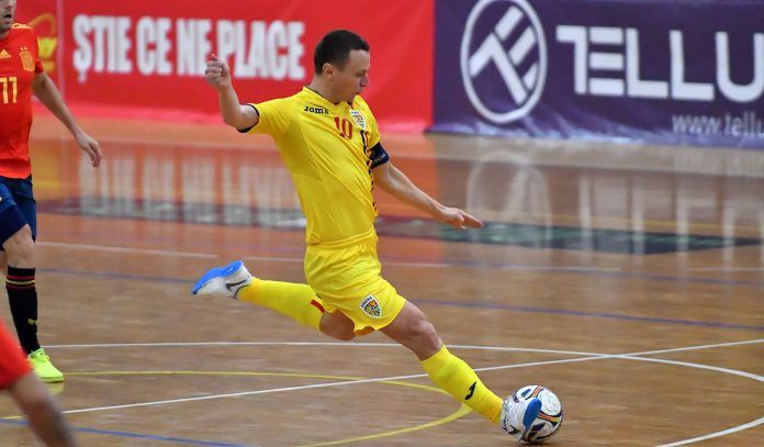 futsal-romania-echipa-nationala-mimi-stoica-696x407