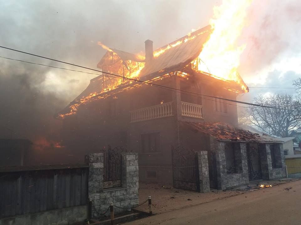 incendiu bodesti (7)