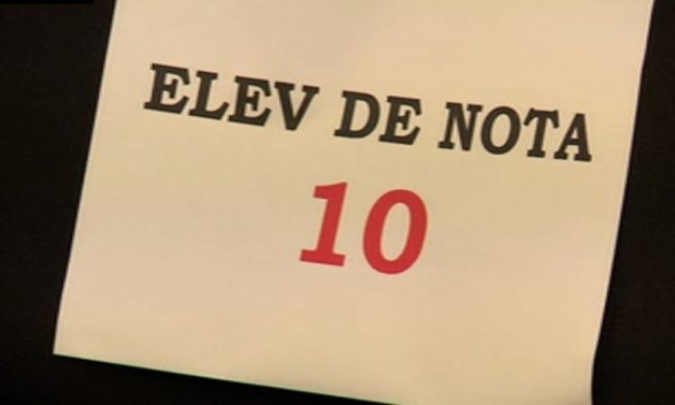 elev de nota 10