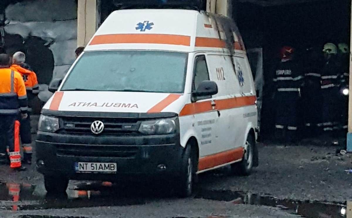 ambulante incendiu targu neamt - Copy