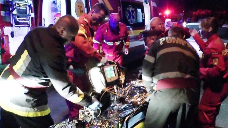 O-femeie-a-murit-după-ce-s-a-aruncat-de-pe-baraj-în-lacul-Bâtca-Doamnei-6-747x420