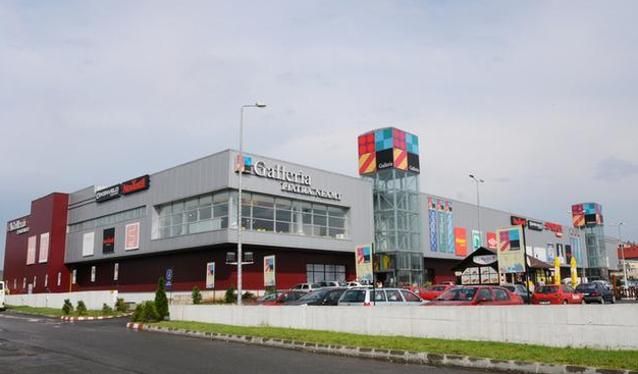 galleria mall piatra neamt