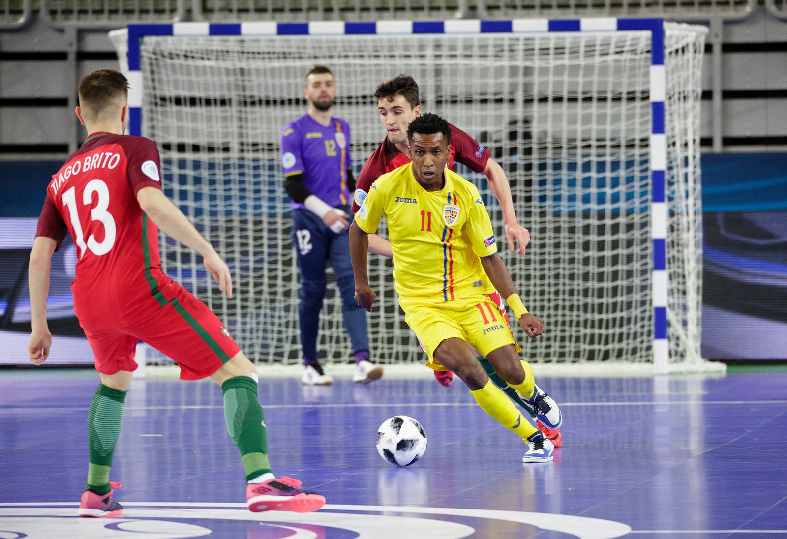 tricoul de joc a lui Savio