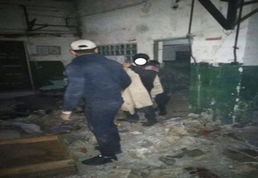 Patru tineri din Buhuși și-au făcut adăpost într-o centrală termică