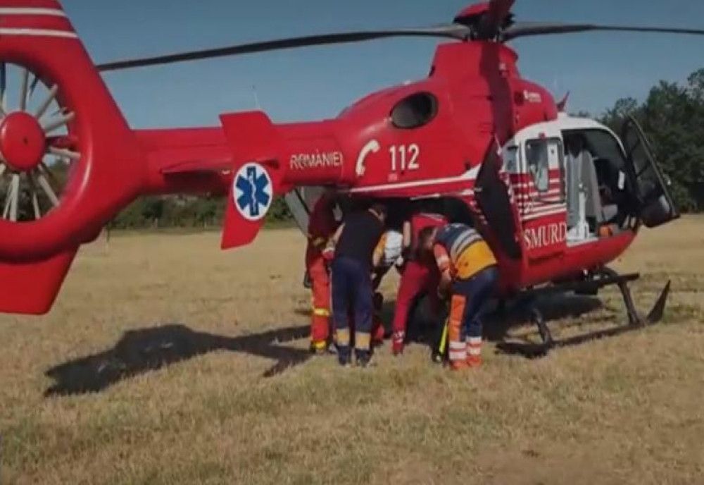 Pintea, despre femeia transferată cu elicopterul SMURD, după cezariană: A depășit competența