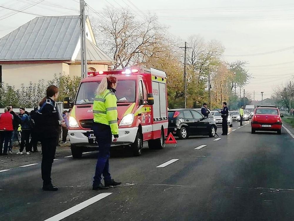 Patru mașini avariete într-un accident rutier la Bodești (FOTO)