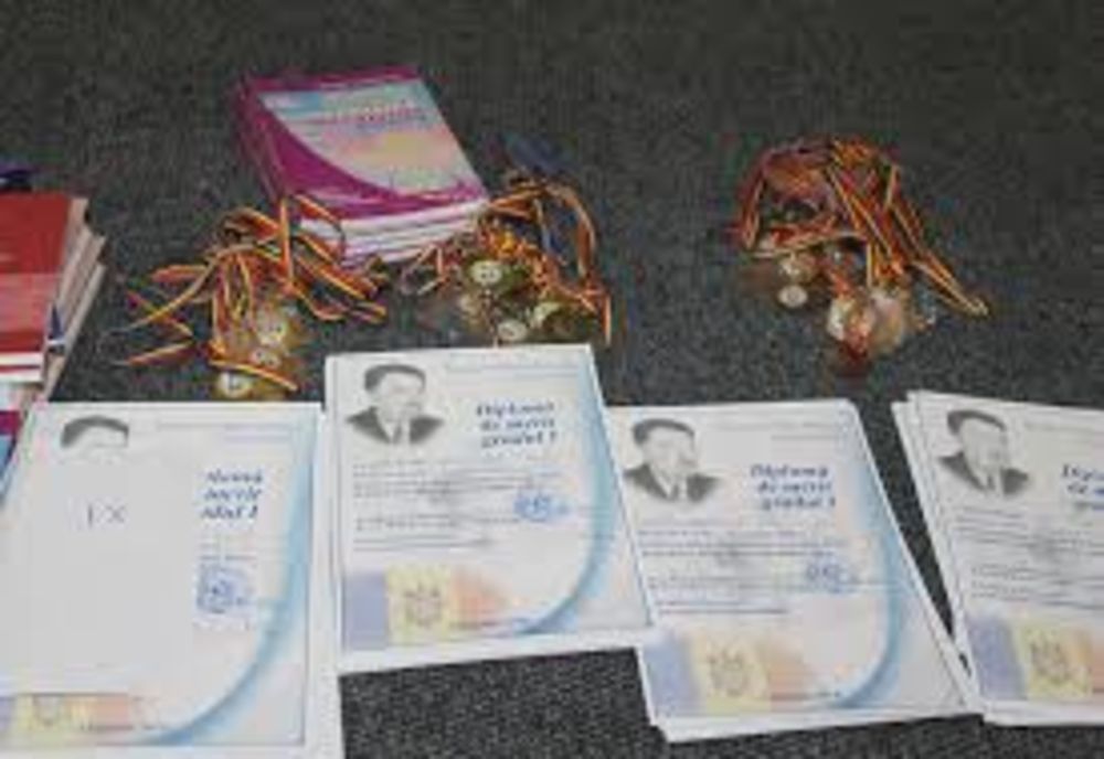 Elevii nemțeni, pasionați de fizică, premiați la Chișinău