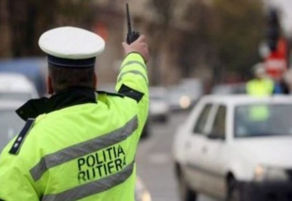 L-au găsit a doua zi. Un bărbat a refuzat să oprească la semnalele polițiștilor, a abandonat mașina și s-a ascuns în tufișuri