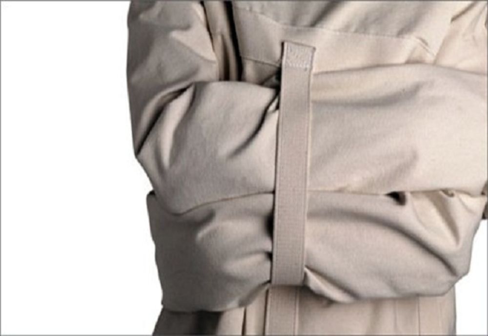 Un bărbat din Neamț ce ar fi trebuit internat la un spital de psihiatrie, în baza unei sentinţe penale, bântuia prin judeţul Mureș